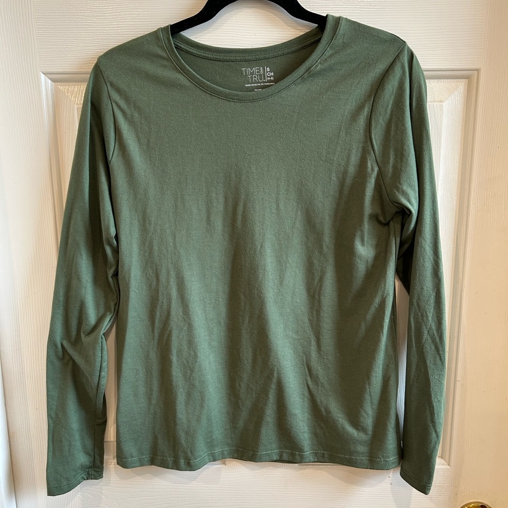 Time and Tru Olive Green Long Sleeve Tee